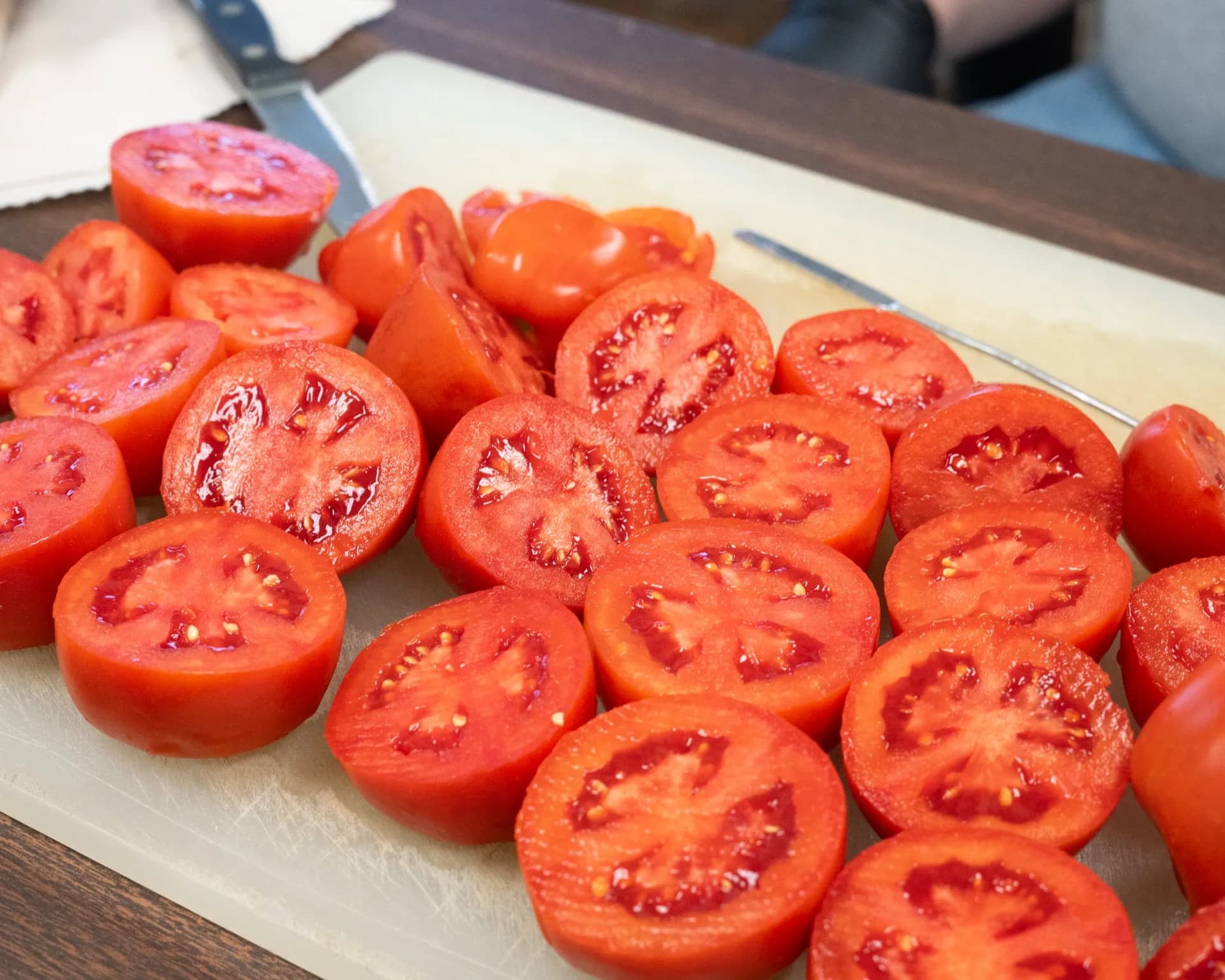 Processing tomatoes sliced for Brix and lycopene measurement — variety trial